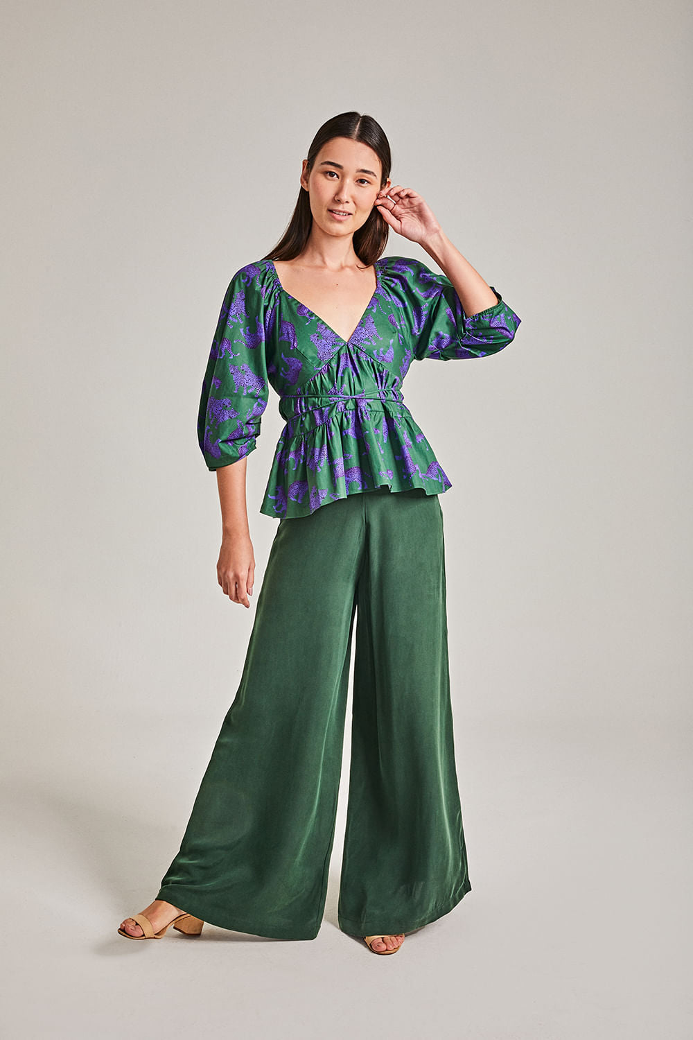 CALCA PANTALONA AMPLA VERDE BANDEIRA