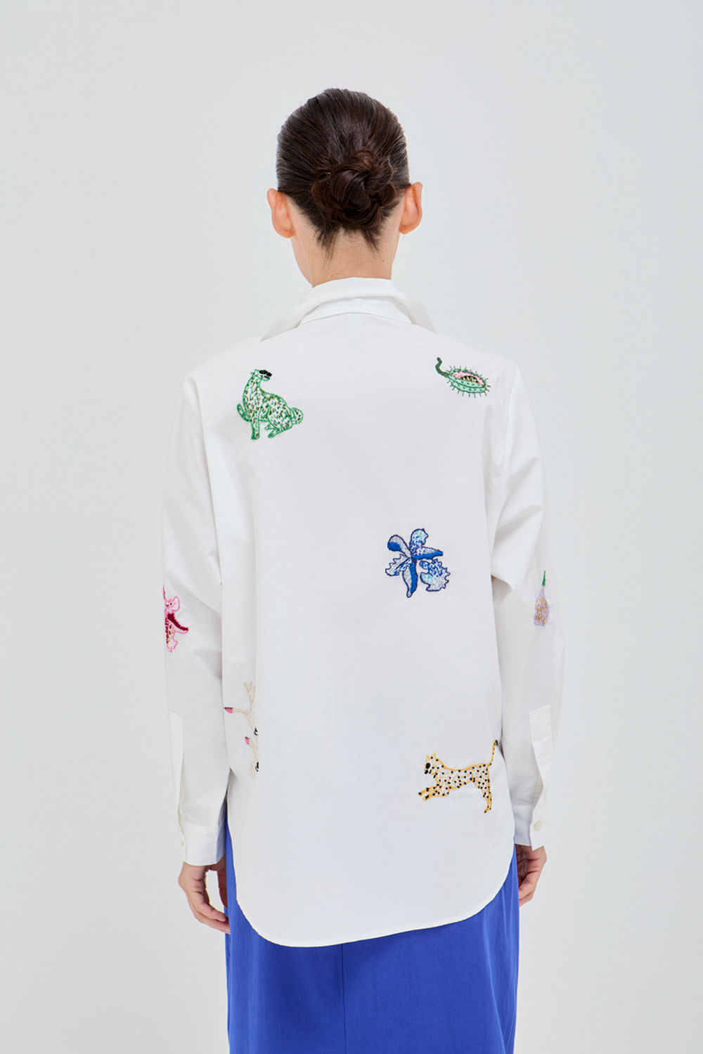 CAMISA OVERSIZE BORDADO WILD
