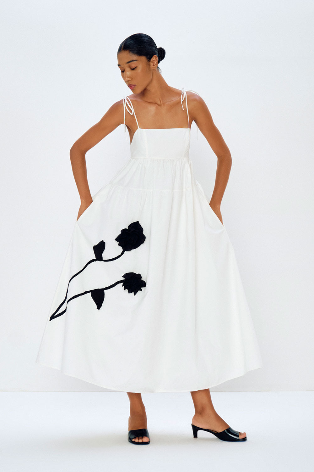 VESTIDO ALICE FLORA BORDADO