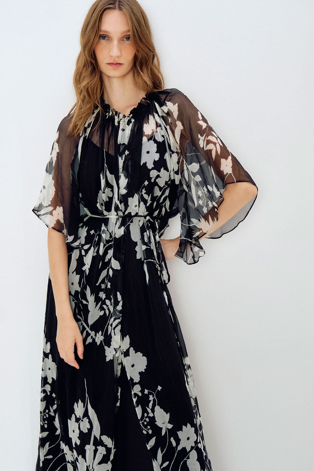 VESTIDO BATA SEDA FLORA PB