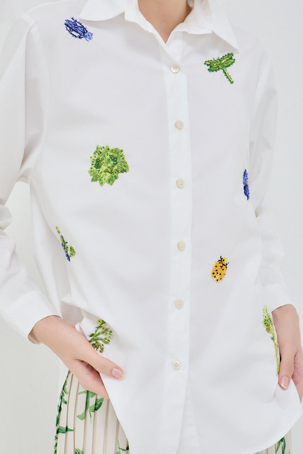 CAMISA OVERSIZE bordado flora