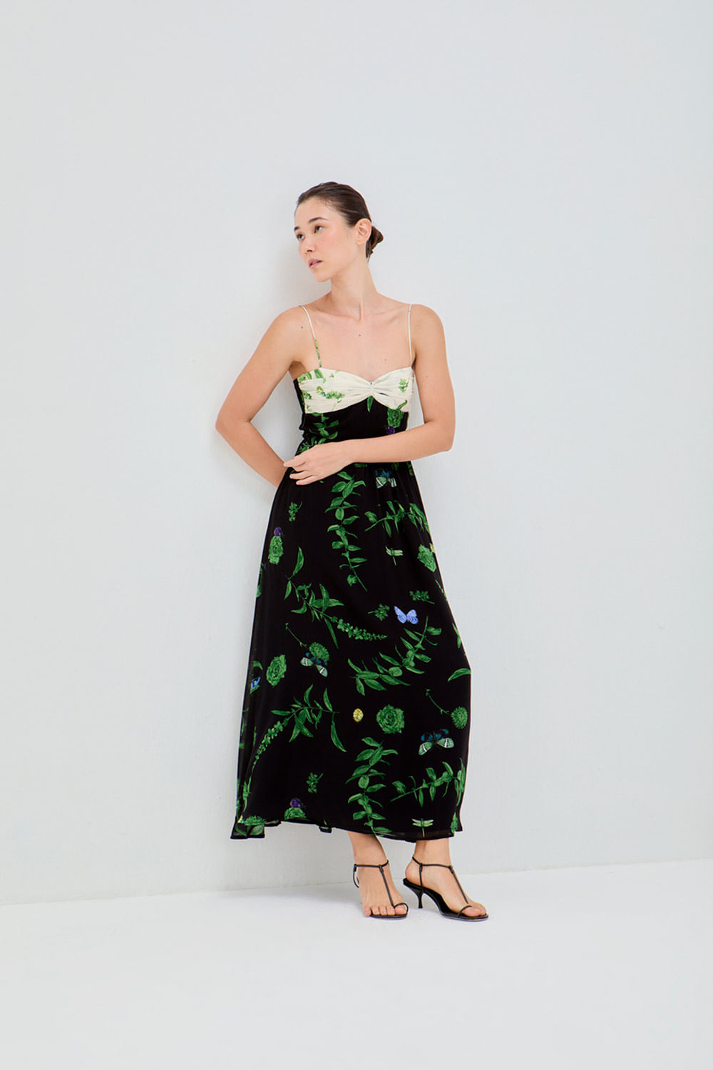 VESTIDO CATARINA FLORA PRETO